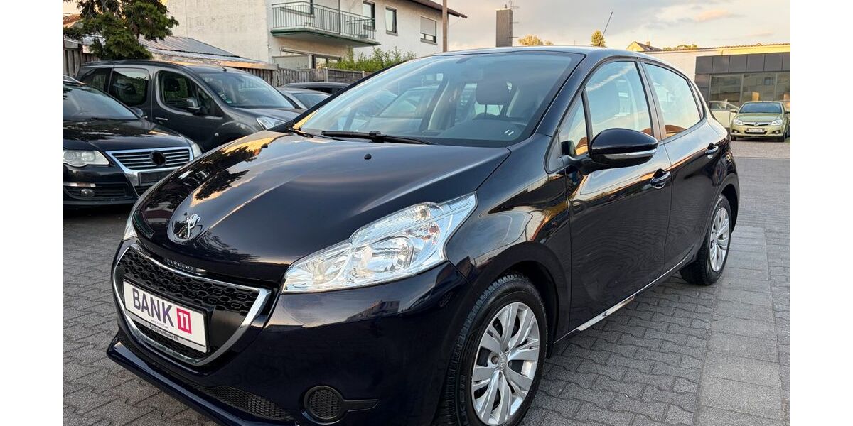 Peugeot 208 27.500 km 6.890 &euro; Egelsbach 63329