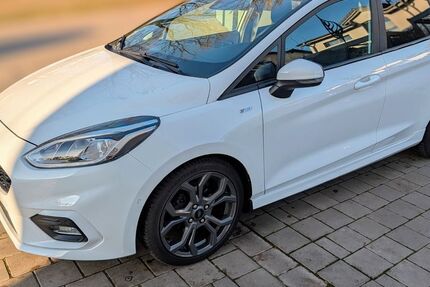 Ford Fiesta 106.000 km 8.500 &euro; Gerolsbach 85302
