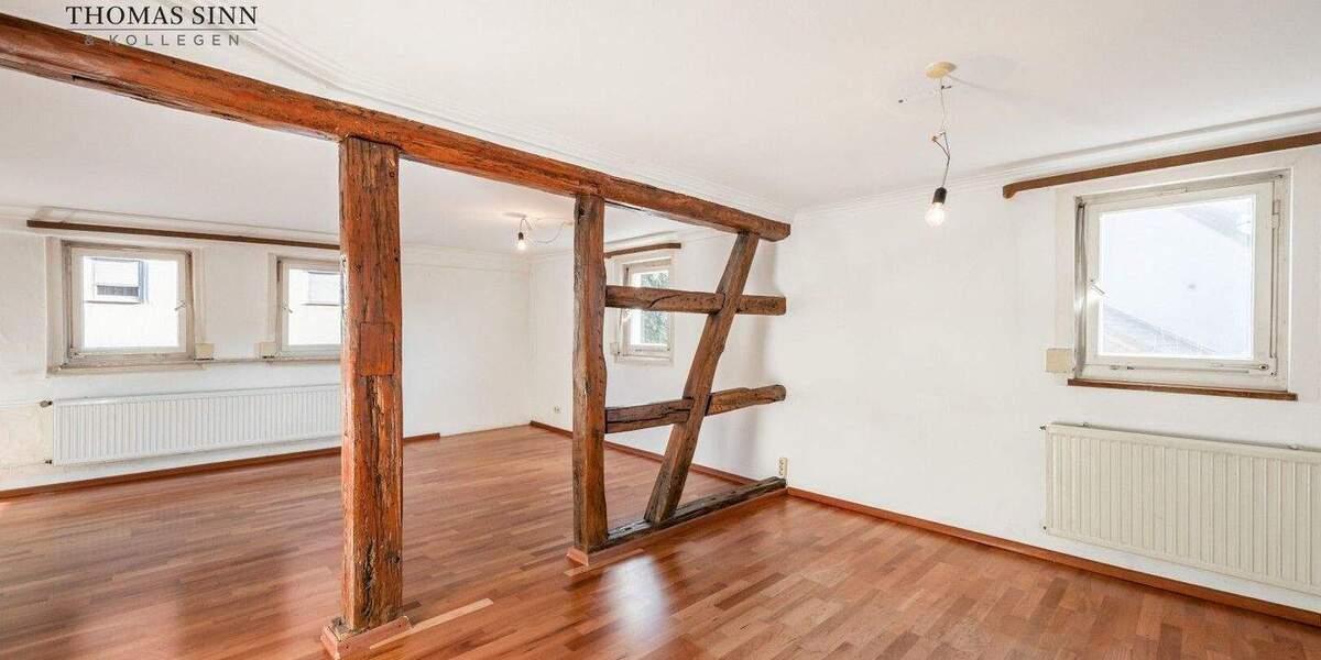 Mehrfamilienhaus, Wohnhaus Obersulm / Eschenau Eschenau - 7 Zimmer, 221 m&sup2;, 299.000&euro; | Angebot:25697688