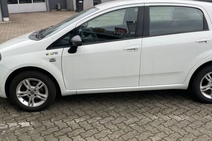 Fiat Punto 110.000 km 5.499 &euro; Waldbronn 76337