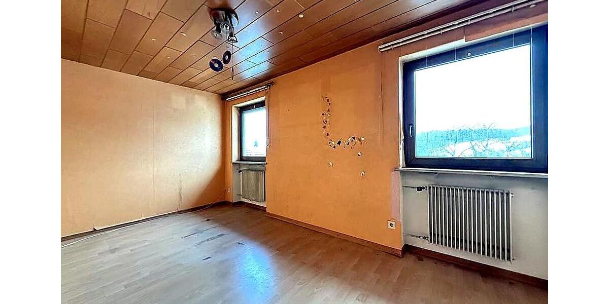 Einfamilienhaus Scheßlitz - 8 Zimmer, 315 m&sup2;, 169.000&euro; | Angebot:26636938