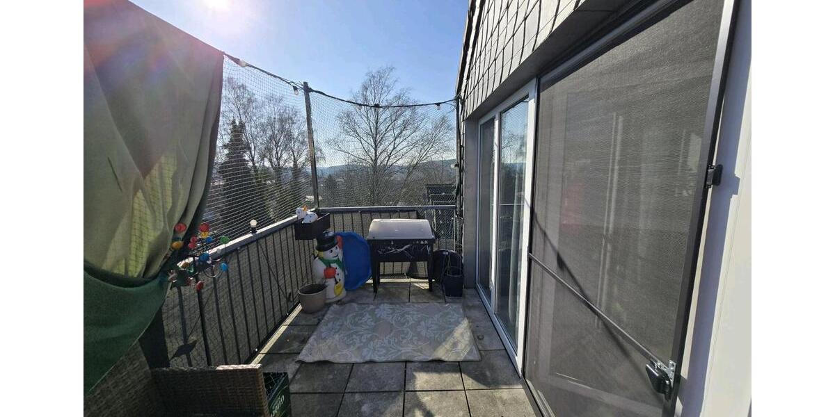 Dachgeschoßwohnung Rösrath - 3 Zimmer, 89 m&sup2;, 1.200&euro; | Angebot:25545185