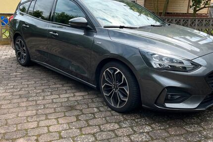 Ford Focus 125.000 km 9.500 &euro; Sarstedt 31157