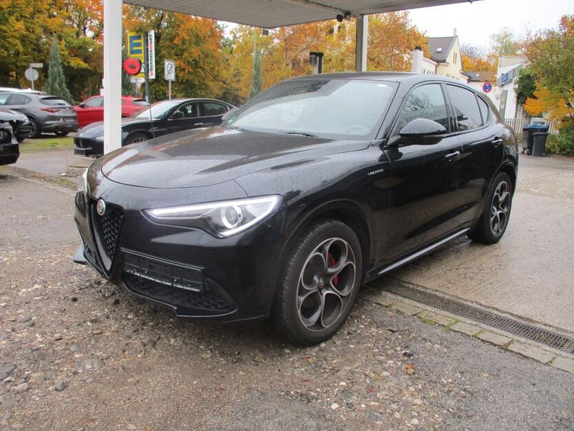 Alfa Romeo Stelvio 78.900 km 27.900 € Krailling bei München 82152