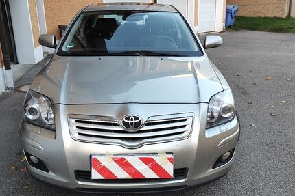 Toyota Avensis 115.000 km 5.500 &euro; Hohenwarth 93480