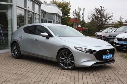 Mazda 3 27.225 km 18.950 € Magdeburg 39120
