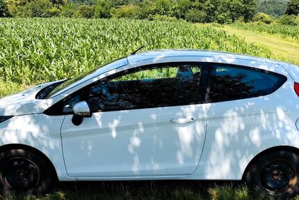 Ford Fiesta 115.354 km 3.650 &euro; Neckartenzlingen 72654