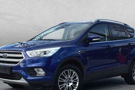 Ford Kuga 81.000 km 14.990 &euro; Regensburg 93059
