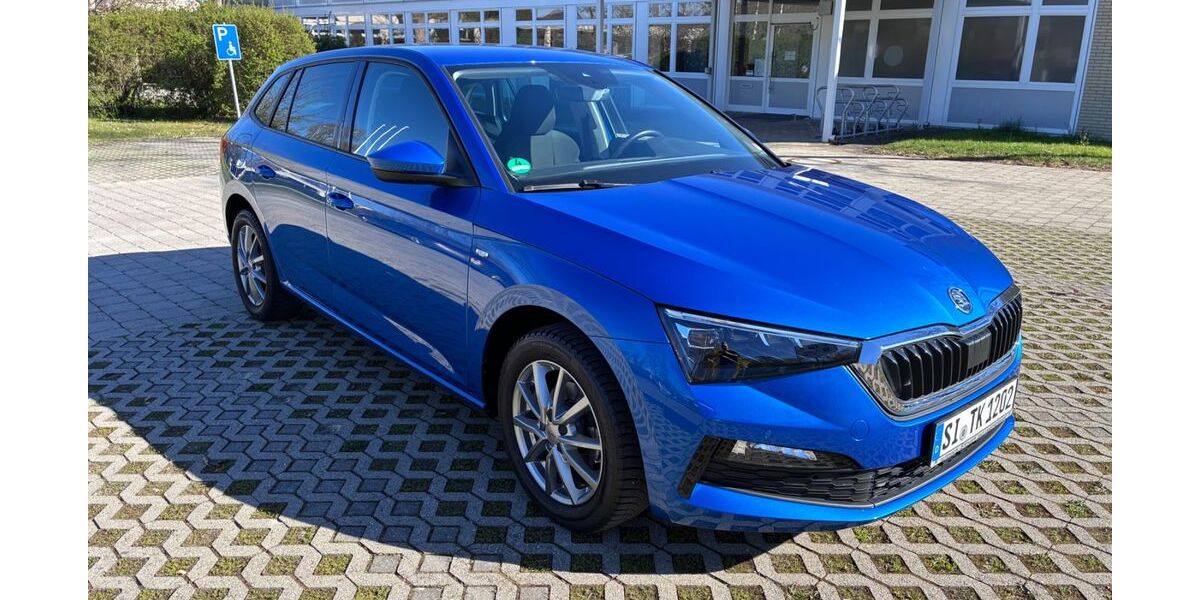 Skoda Scala 84.000 km 15.499 &euro; Herrenberg 71083
