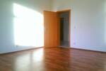sehr schöne großzügige 3-Zimmer-Wohnung mit Balkon und Stellplatz