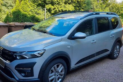 Dacia Jogger 12.800 km 15.900 &euro; Halle 06120