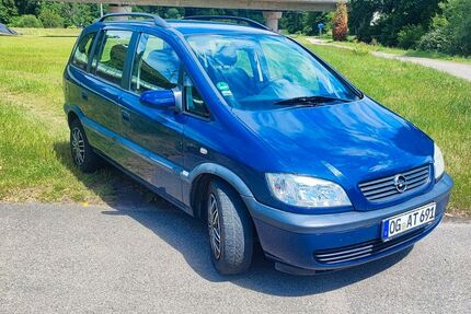 Opel Zafira 228.000 km 750 &euro; Ringsheim 77975