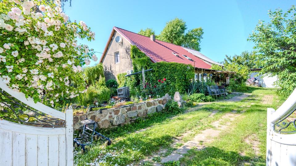 Einfamilienhaus Neubukow - 6 Zimmer, 215 m&sup2;, 215.000&euro; | Angebot:27025822