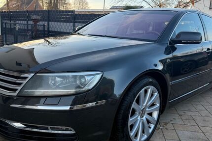 VW Phaeton 153.211 km 15.900 &euro; Versmold 33775