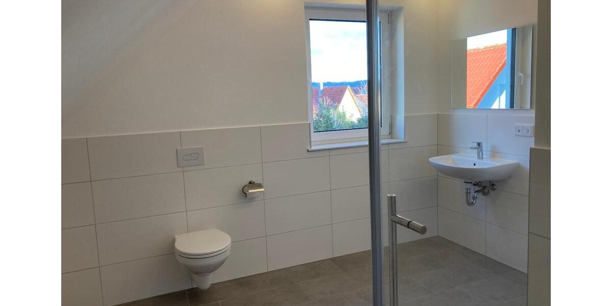 Dachgeschoßwohnung Neusitz - 2 Zimmer, 60 m&sup2;, 720&euro; | Angebot:25416895