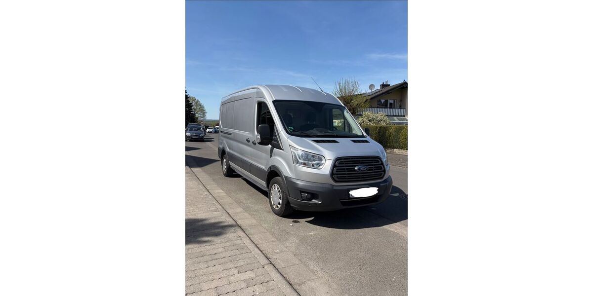 Ford Transit 124.658 km 13.990 &euro; Pohlheim 35415