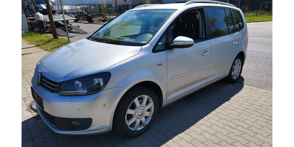 VW Touran 202.750 km 5.490 &euro; Mittenwalde 15749