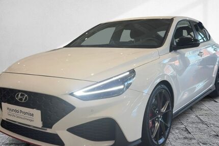 Hyundai i30 3.818 km 37.990 &euro; Frankfurt 60314