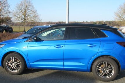 Opel Grandland (X) 63.150 km 26.600 &euro; Ebersbach 02730