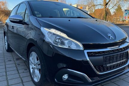 Peugeot 208 86.970 km 7.999 &euro; Paderborn 33104