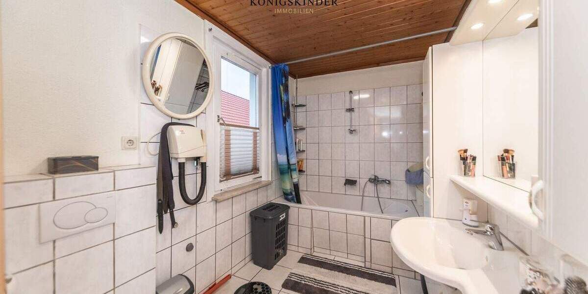 Mehrfamilienhaus, Wohnhaus Schwieberdingen - 7 Zimmer, 115 m&sup2;, 499.000&euro; | Angebot:24647671