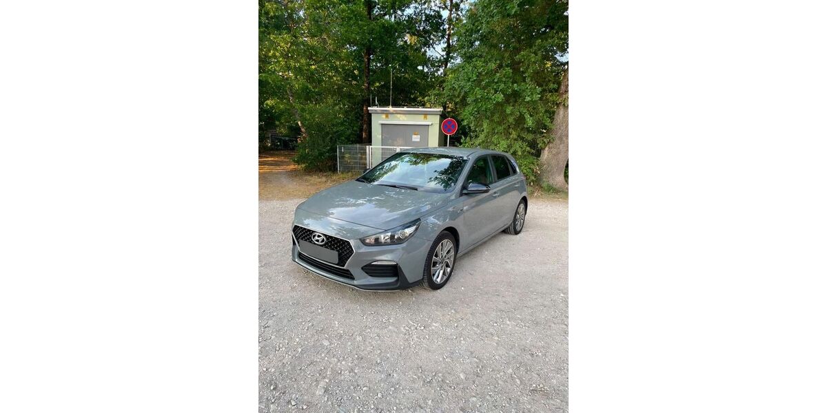 Hyundai i30 47.000 km 14.900 &euro; Nürnberg 90459