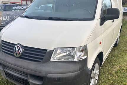 VW T5 Transporter 256.136 km 7.999 &euro; Berlin 13057