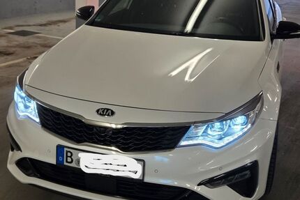 Kia Optima 124.600 km 14.900 &euro; Berlin 12489