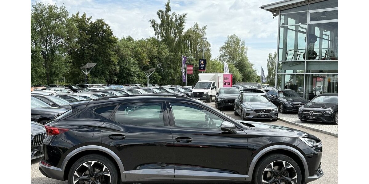 Cupra Formentor 1.5 TSI CARPLAY/NAVI/KAMERA/ACC/AHK 148.927 km 19.900 &euro; Villingen-Schwenningen 78054