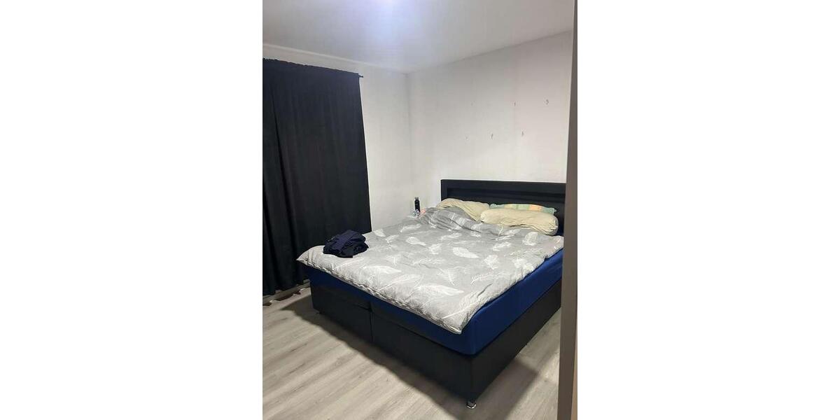 Etagenwohnung Wermelskirchen - 3 Zimmer, 79 m&sup2;, 240.000&euro; | Angebot:25611399