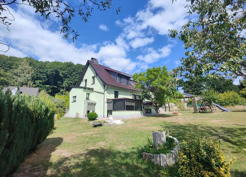 Haus zum Kaufen in Sonneberg 455.000 € 185 m²