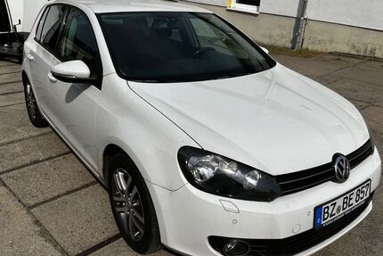 VW Golf 178.000 km 1.890 &euro; Schirgiswalde - Kirschau 02681