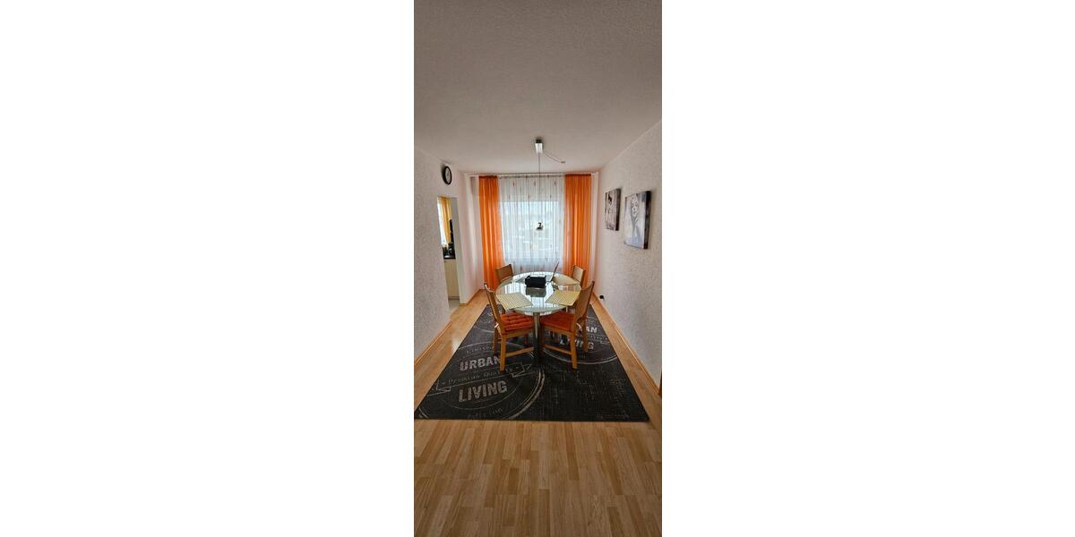 Etagenwohnung Villingen-Schwenningen Schwenningen - 3.5 Zimmer, 92 m&sup2;, 215.000&euro; | Angebot:26441175
