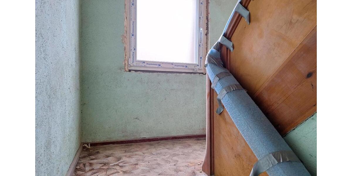 Mehrfamilienhaus, Wohnhaus Kaltennordheim - 10 Zimmer, 150 m&sup2;, 70.000&euro; | Angebot:26762399