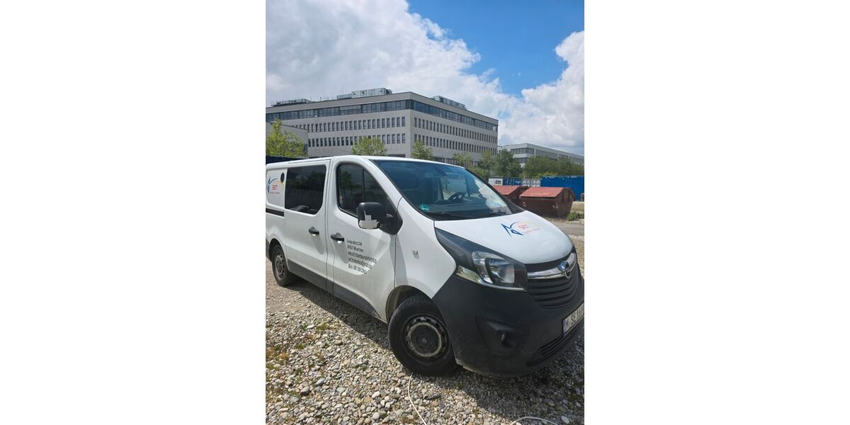 Opel Vivaro 200.000 km 6.100 &euro; München 80807