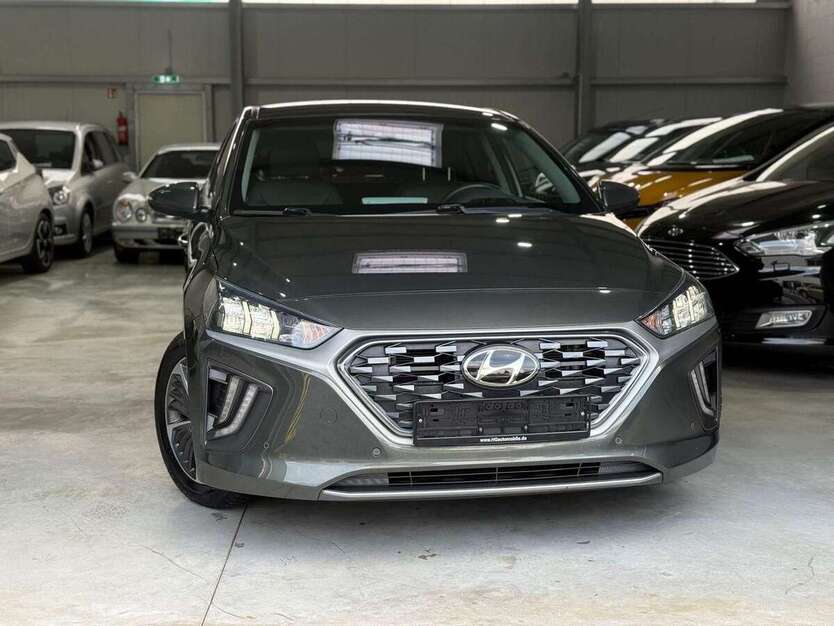 IONIQ