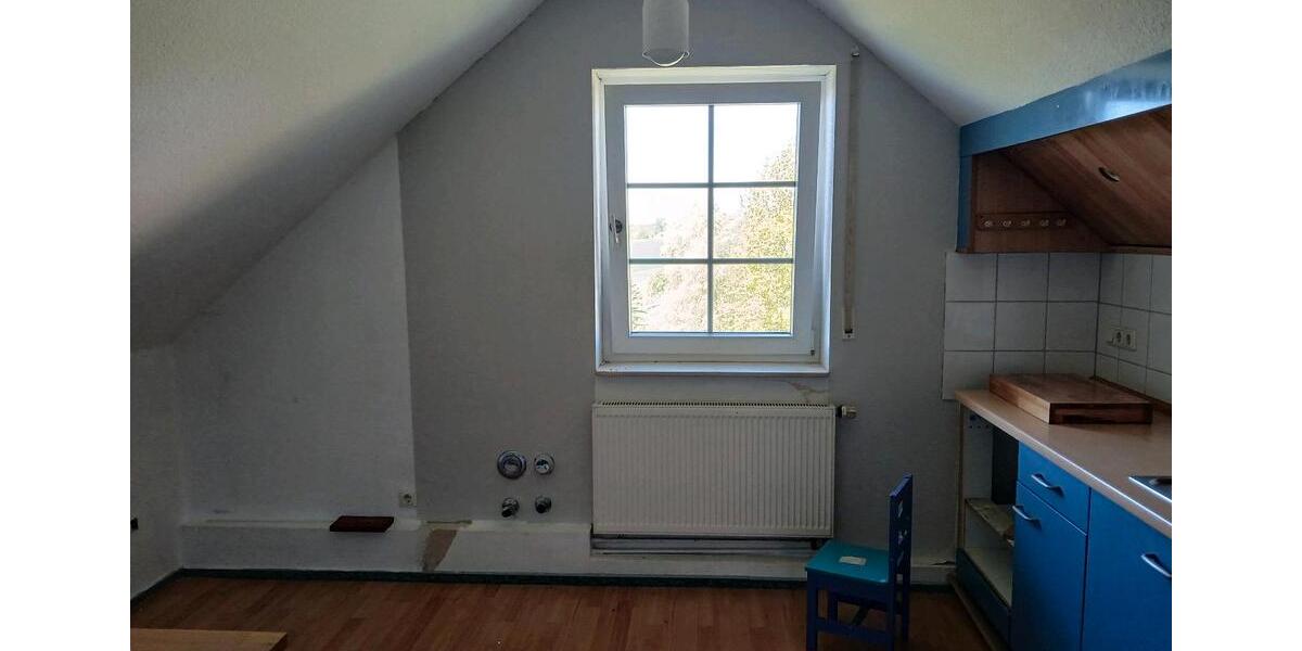 Dachgeschoßwohnung Niedenstein - 2 Zimmer, 50 m&sup2;, 500&euro; | Angebot:26406733