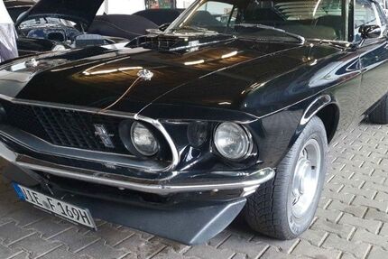 Ford Mustang 111.000 km 74.000 &euro; Willich 47877