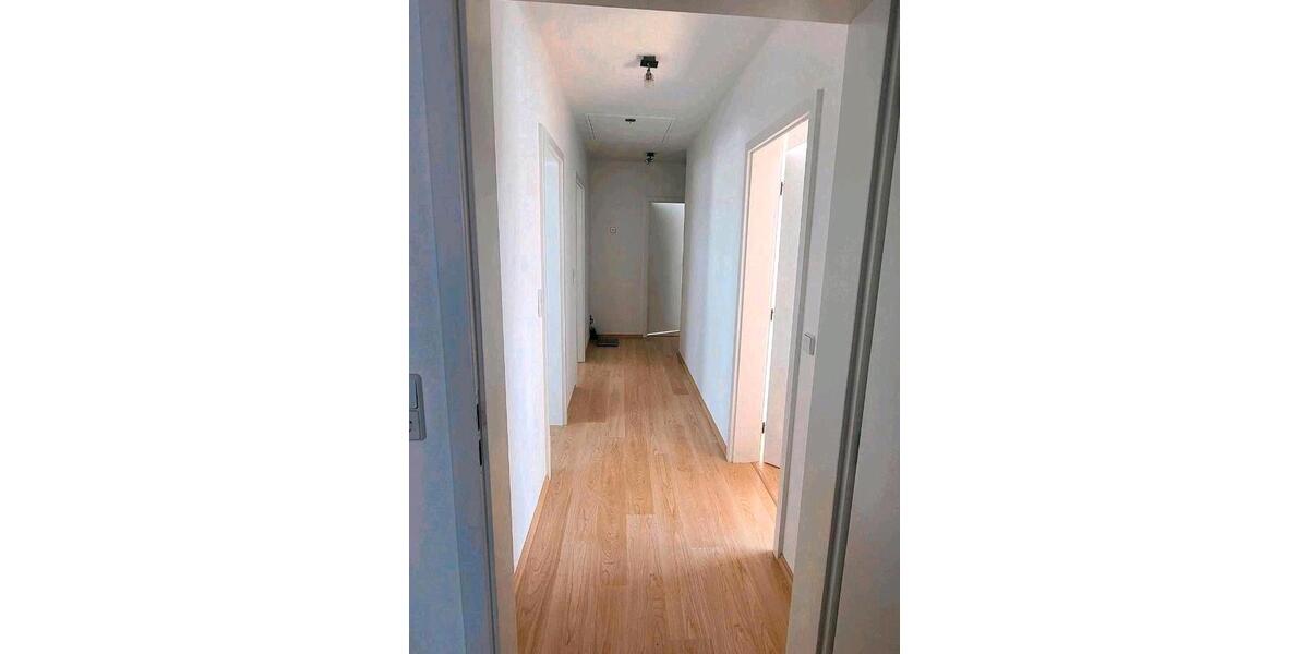 Einfamilienhaus Bad Neustadt an der Saale - 7 Zimmer, 163 m&sup2;, 560.000&euro; | Angebot:26690554