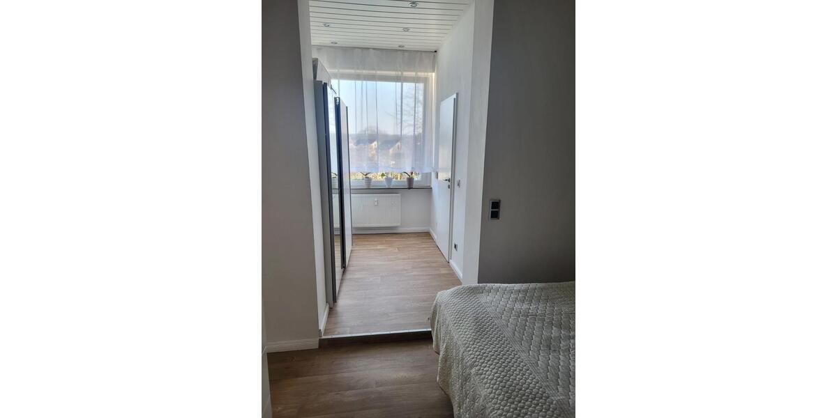 Etagenwohnung Siegburg - 2 Zimmer, 64 m&sup2;, 700&euro; | Angebot:25571239