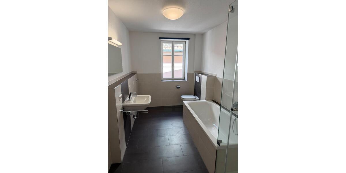 Etagenwohnung Ansbach - 2 Zimmer, 71 m&sup2;, 249.000&euro; | Angebot:26794231