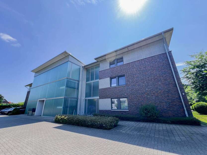 Wohnung zum Mieten in Oldenburg 840 € 83.93 m² 3 zimmer