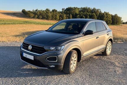 VW T-Roc 89.100 km 21.700 &euro; Markt Einersheim 97348