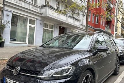 VW Golf 215.000 km 13.500 &euro; berlin 13051