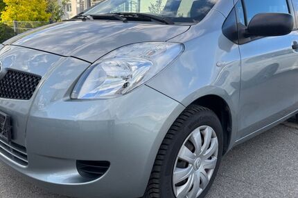 Toyota Yaris 106.240 km 2.100 &euro; Walddorfhäslach (bei Stuttgart) 72141