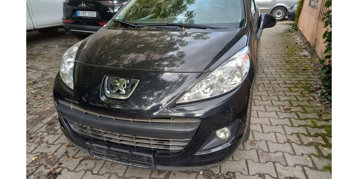 Peugeot 207 85.000 km 2.690 &euro; Berlin-Mariendorf 12109