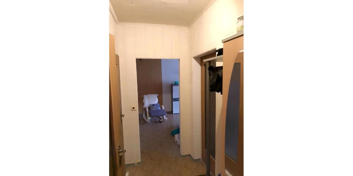 Etagenwohnung Markneukirchen - 3 Zimmer, 68 m&sup2;, 35.000&euro; | Angebot:27248138