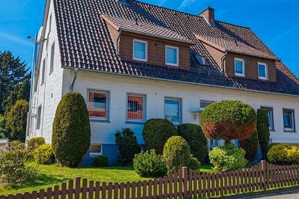 Haus Einbeck - 13 Zimmer, 300 m&sup2;, 398.000&euro; | Angebot:26321100