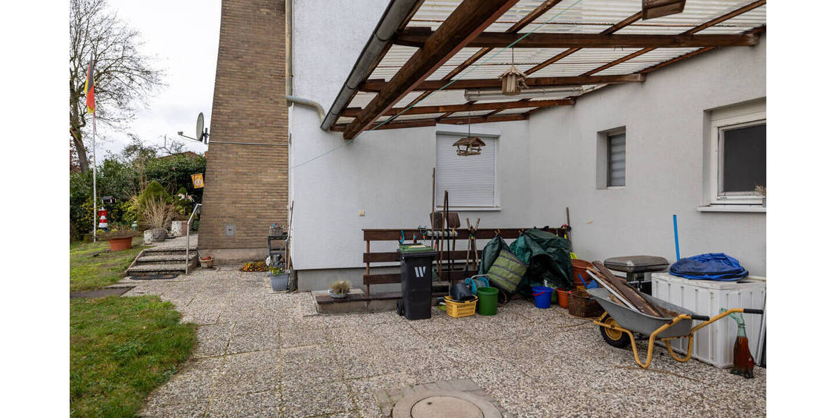 Mehrfamilienhaus, Wohnhaus Delmenhorst Iprump/Varrelgraben - 7 Zimmer, 286 m&sup2;, 297.000&euro; | Angebot:25821104