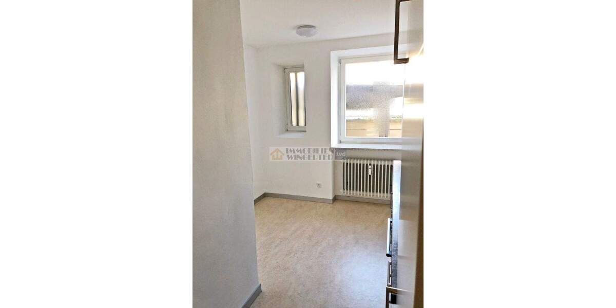 Etagenwohnung Regensburg Kasernenviertel - 4 Zimmer, 105 m&sup2;, 435.000&euro; | Angebot:25702515